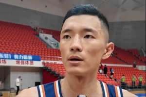 陈林坚：身体已经恢复8成 今天打得很放松 现在学会主动交流